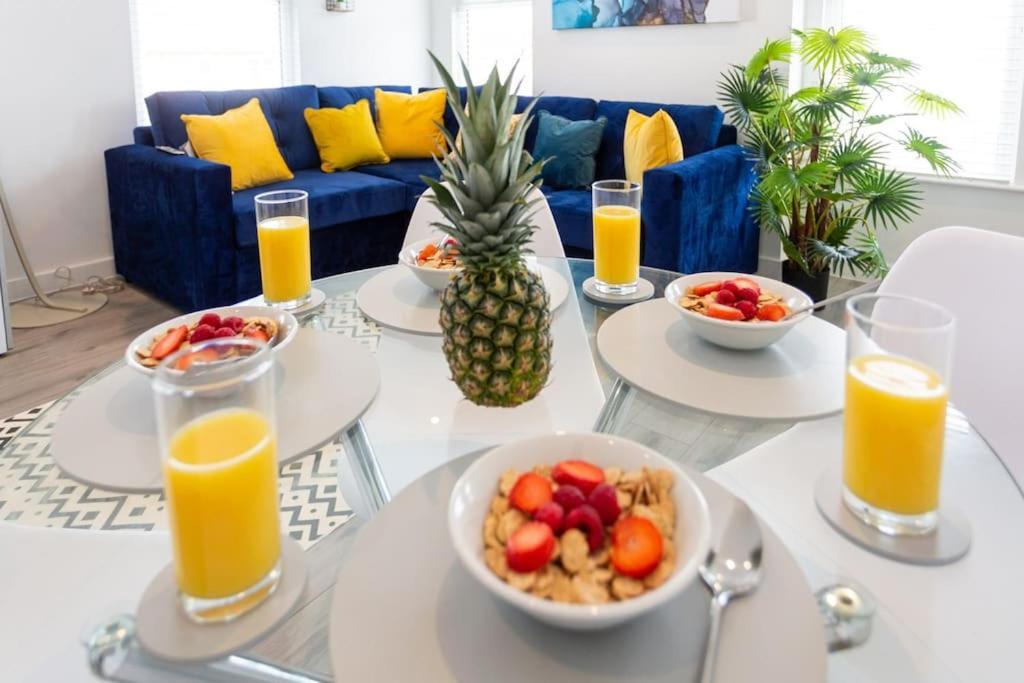 סאות'אנד און סי 2 Bed Apartment Near The Beach מראה חיצוני תמונה